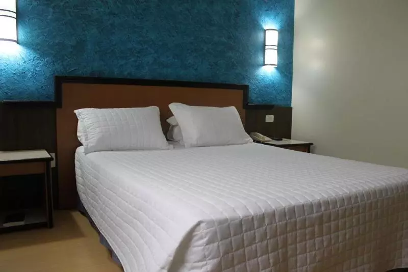 اتاق کلاسیک, Master Express Lima E Silva Cidade Baixa