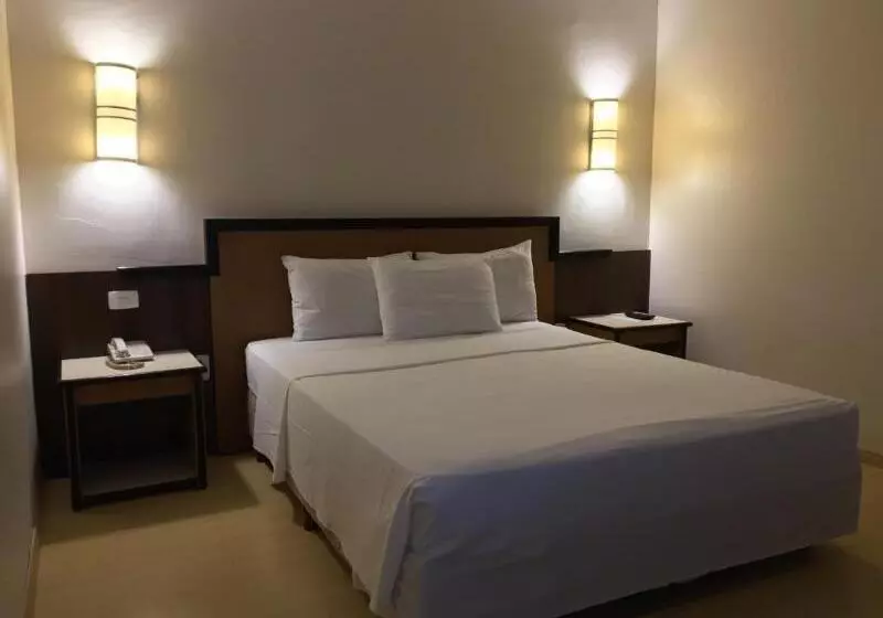اتاق کلاسیک, Master Express Lima E Silva Cidade Baixa