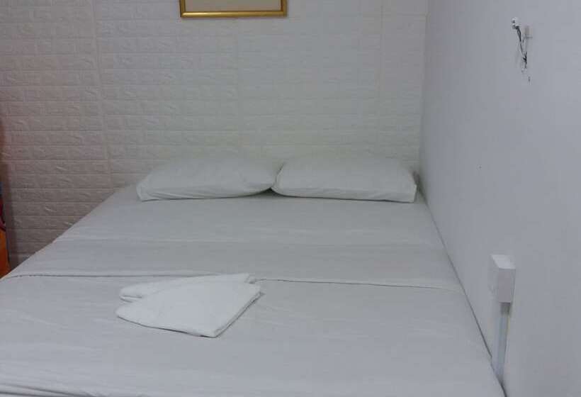 Standard Room, New Asia Star