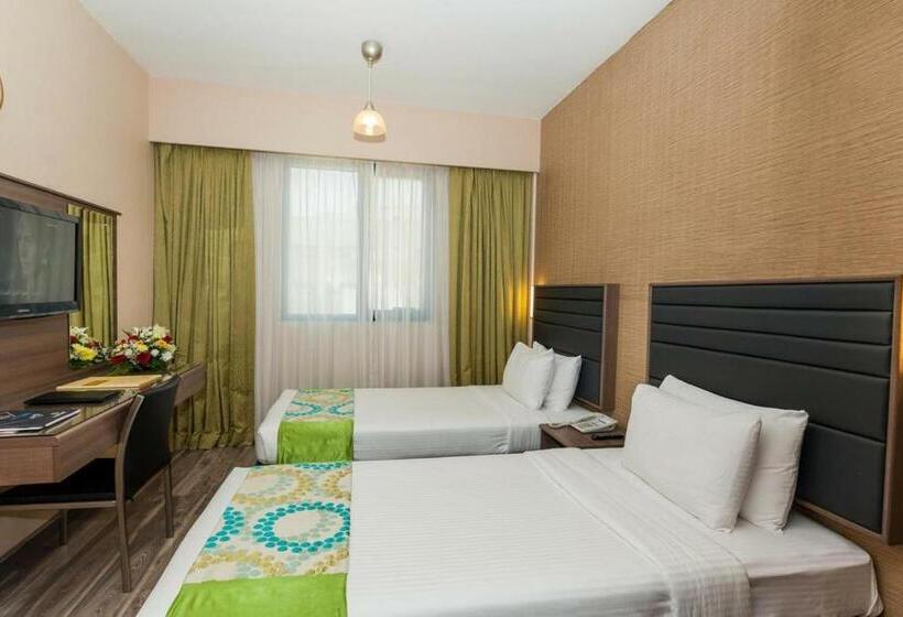 Номер Стандарт, Oasis Deira