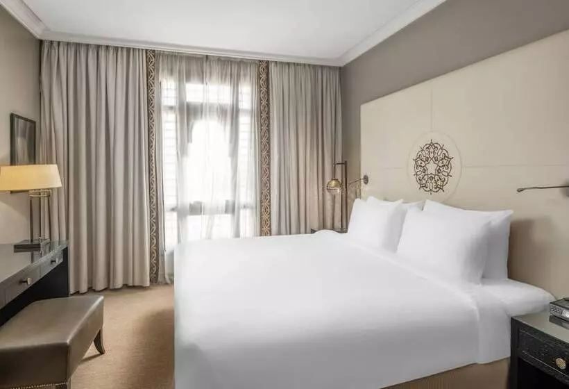 اتاق سوپریور با چشم‌انداز, Sofitel Shahd Al Madinah