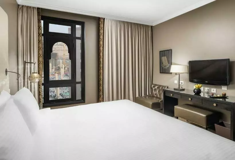 اتاق سوپریور با تخت بزرگ, Sofitel Shahd Al Madinah