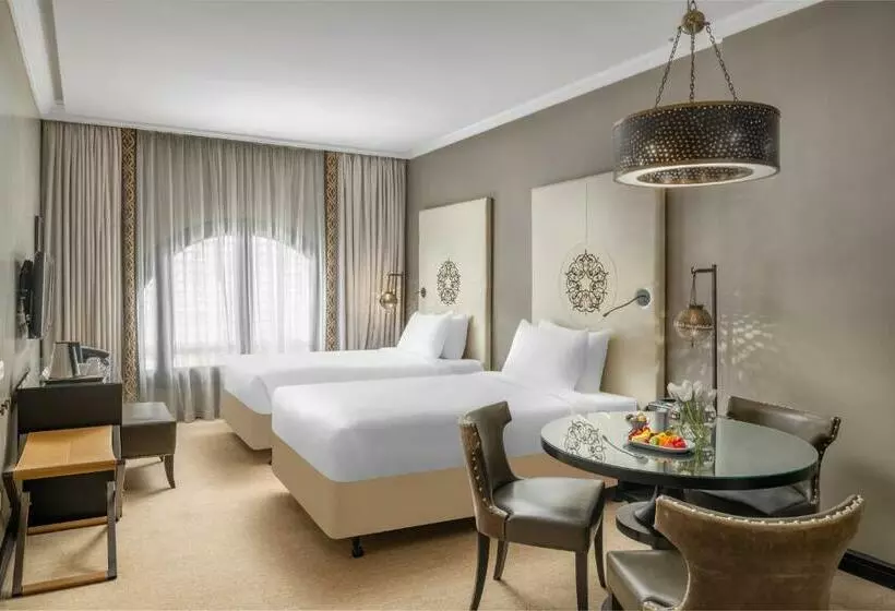 اتاق سوپریور با چشم‌انداز, Sofitel Shahd Al Madinah