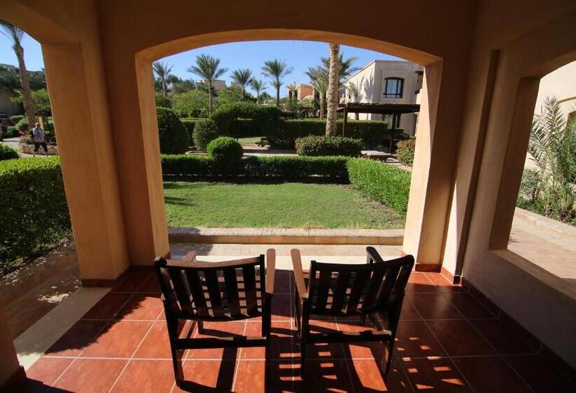 اتاق سوپریور با چشم‌انداز باغ, Tamra Beach Resort