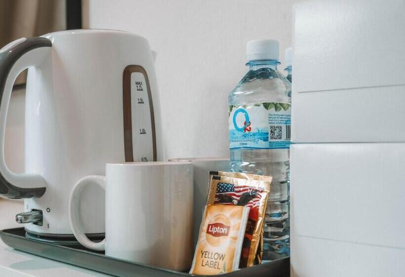 اتاق لوکس, The Noble