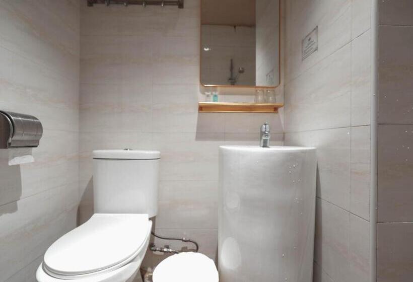 اتاق لوکس, The Noble