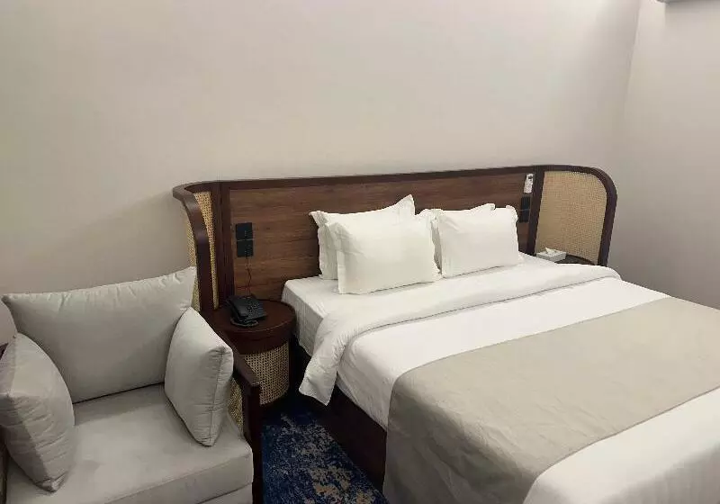 スーペリアースイート, Al Hyatt Jeddah Continental