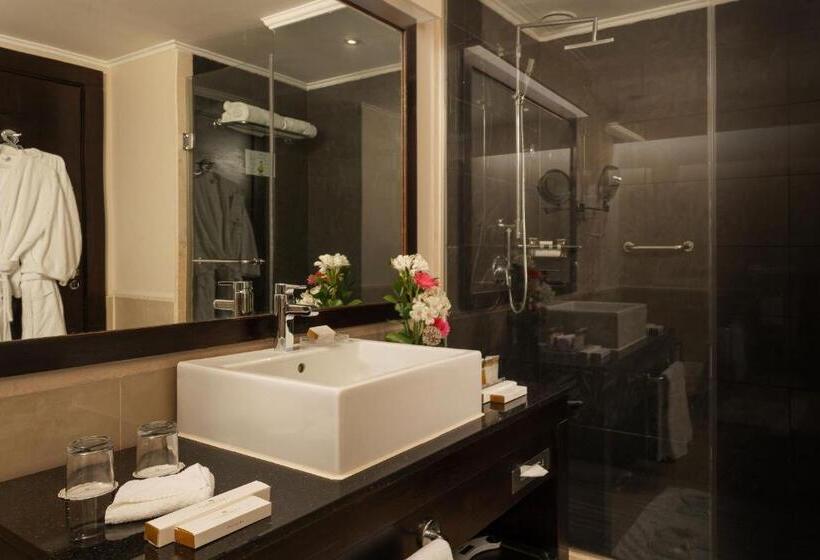 سوییت اجرایی, Cleopatra Luxury Resort Sharm El Sheikh