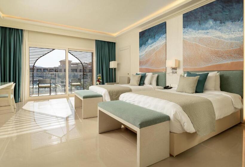 اتاق لوکس با چشم‌انداز استخر, Cleopatra Luxury Resort Sharm El Sheikh