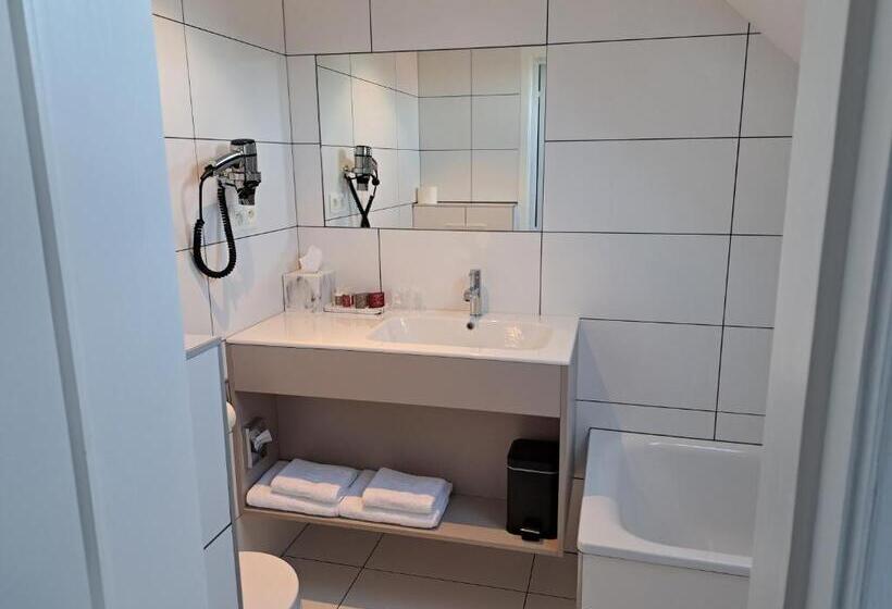 标准间, La Ferme Du Hélivy