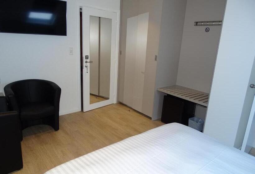 标准间, La Ferme Du Hélivy