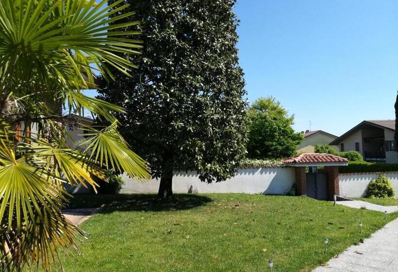 جناح ديلوكس, Villa Magnolia Garda Lake