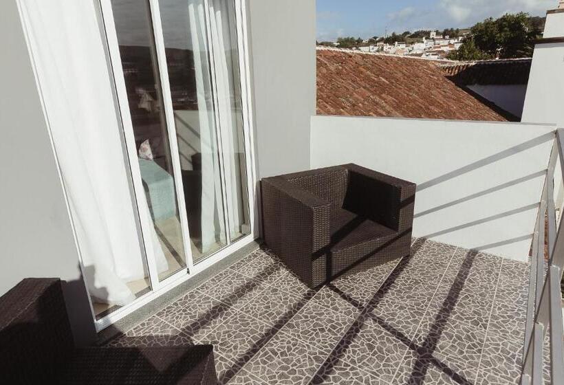 غرفة قياسية ثلاثية, Brivaldo Guest House