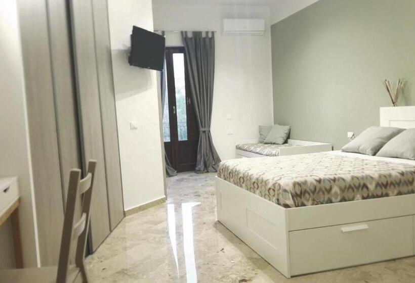 اتاق استاندارد چهار تخته, Sole Di Maggio