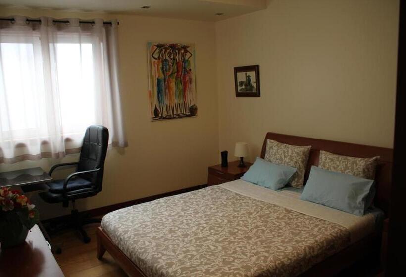 اتاق استاندارد با وان آب گرم, Microrent Rooms