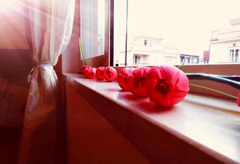 Трехместный Номер Стандарт с Балконом, B & B Jasmine