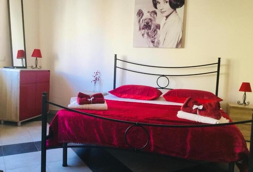 Трехместный Номер Стандарт с Балконом, B & B Jasmine