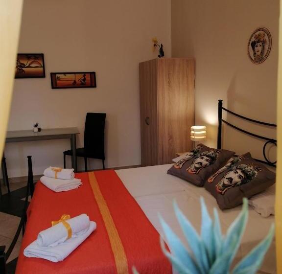 Standard room with outdoor bath, B & B Jasmine