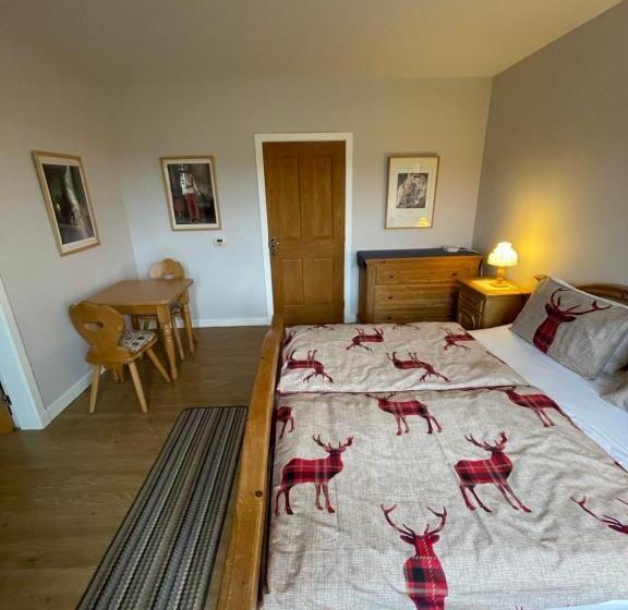 디럭스 룸, Doura Lodge