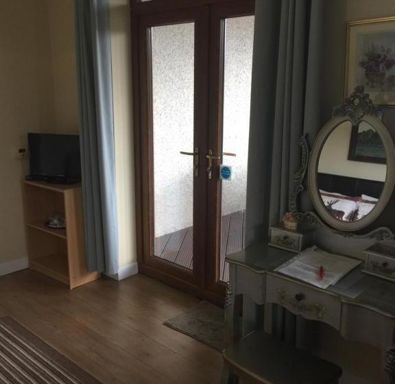 Номер Deluxe с Балконом, Doura Lodge