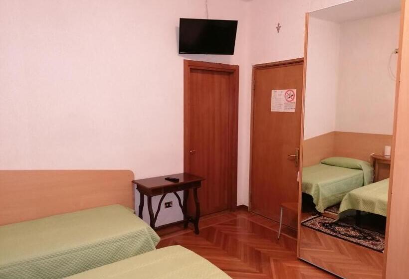 اتاق سوپریور چهار تخته, Sacco Bed&breakfast