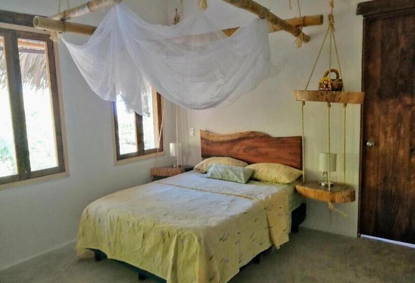 بانگلوی استاندارد با چشم‌انداز دریا, El Eden Bungalows