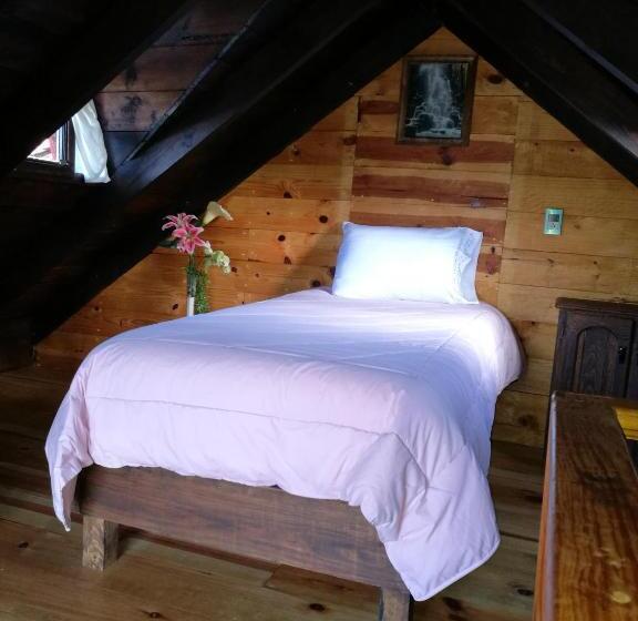 Quarto Triplo Estandar, Hospedaje Herradura