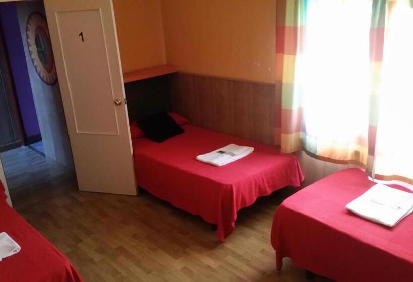 Номер Стандарт Трехместный, Pension Plaza