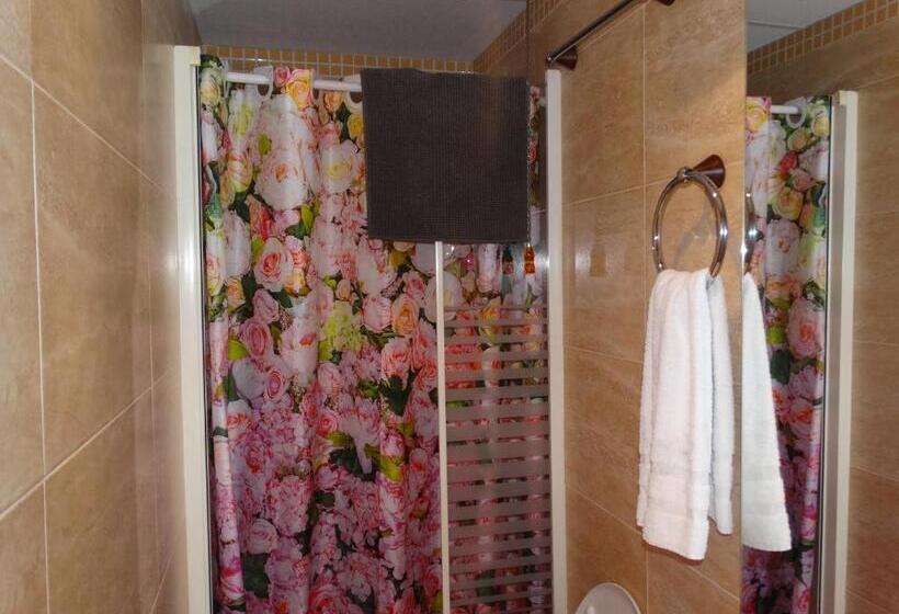 Номер Стандарт Индивидуальный, Pension Plaza