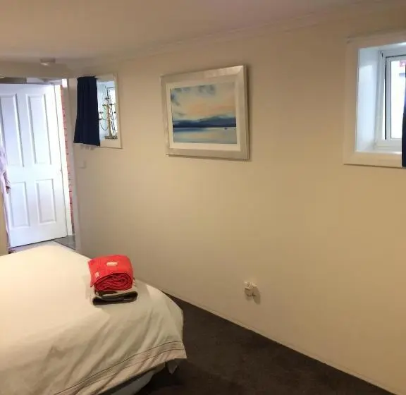 デラックスルーム, Panorama On Sorell B&b