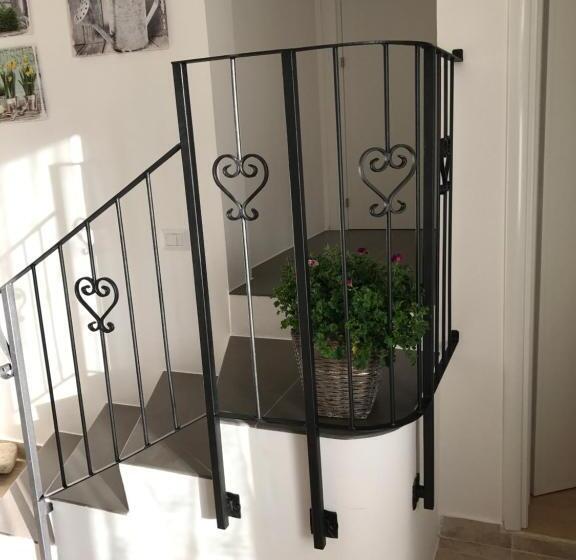 דירת שלושה חדרים, La Maison De Gabrielè