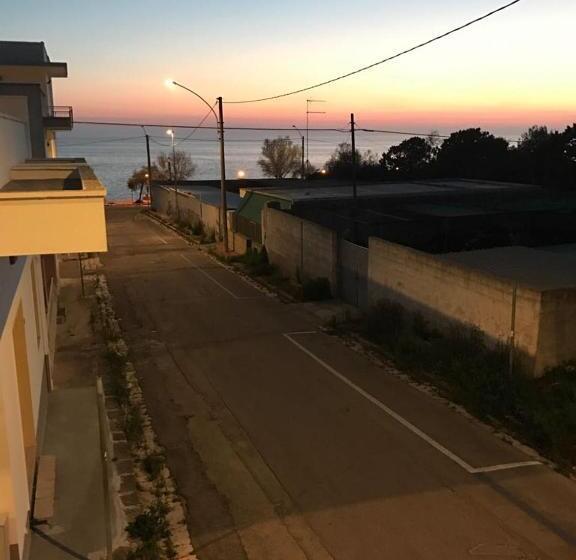 דירת שלושה חדרים, La Maison De Gabrielè