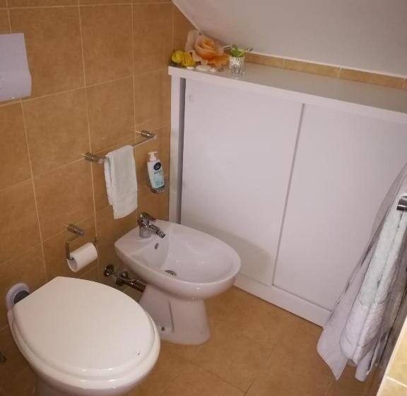 דירת שלושה חדרים, La Maison De Gabrielè