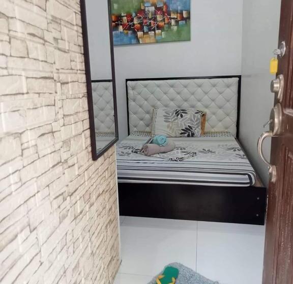 اتاق استاندارد یک نفره, N&j Lopez Lodging House