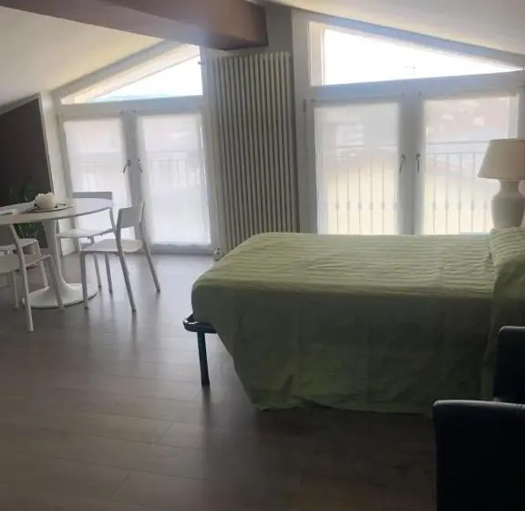 استودیوی لوکس, Relax & Emozioni Rooms
