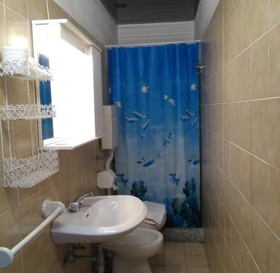 غرفة كلاسيكية رباعية, Trattoria Della Cascata B&b