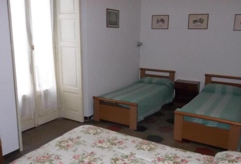 Четырехместный Номер Классик, Trattoria Della Cascata B&b