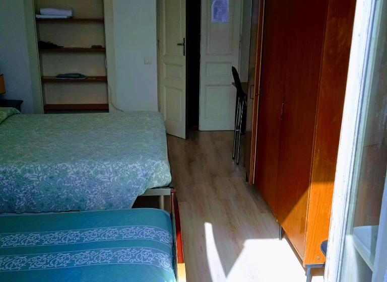 غرفة قياسية ثلاثية مع حمام خارجي, Trattoria Della Cascata B&b