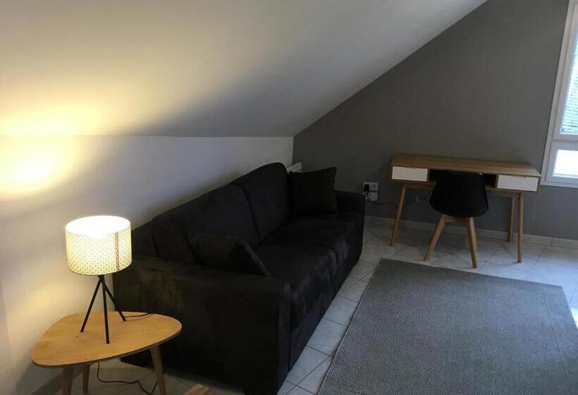 דירת חדר, Appart Hôtel   Chateaubriant