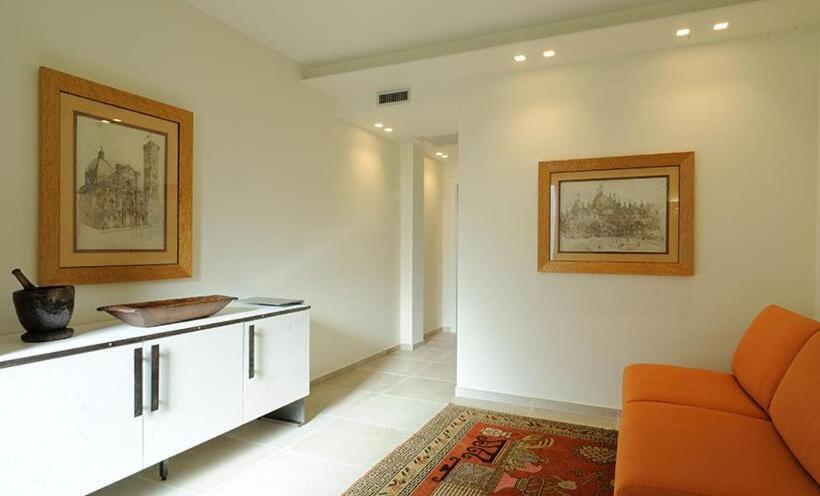 חדר משפחתי, Almablanca