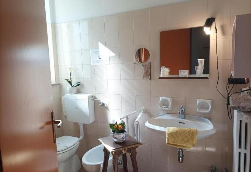 Номер Стандарт Трехместный, Bed And Breakfast Da Pio