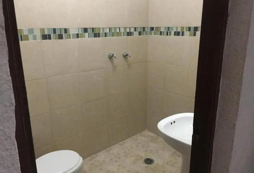 اتاق لوکس با تخت بزرگ, Paraiso Express