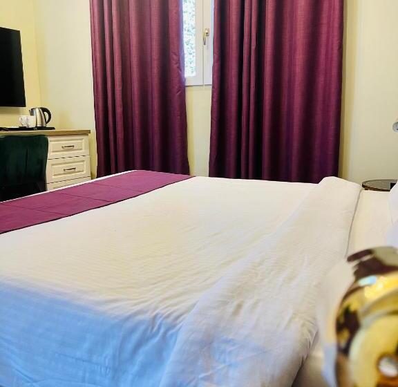 اتاق استاندارد با وان آب گرم, The Red Farm Relais & Spa