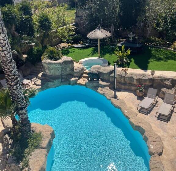 اتاق استاندارد با تخت دو نفره بزرگ, The Red Farm Relais & Spa