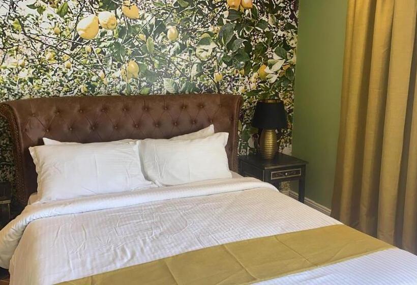 اتاق استاندارد با تخت دو نفره بزرگ, The Red Farm Relais & Spa