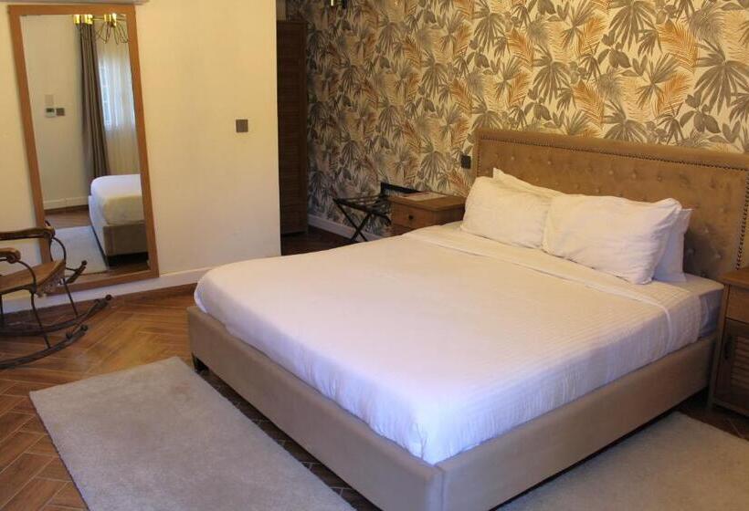 اتاق استاندارد با چشمانداز استخر, The Red Farm Relais & Spa