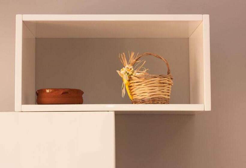 דירת חדר, Il Punto A Maglie