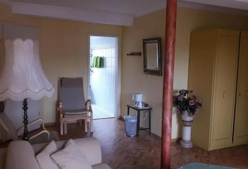 ガーデンビュースタンダード4ベッドルーム, Bed And Breakfast Dannevirke