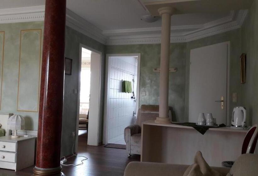 ファミリールーム, Bed And Breakfast Dannevirke