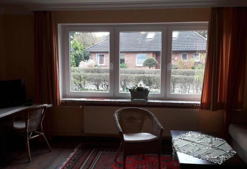 חדר לארבעה סטנדרטי עם נוף לגינה, Bed And Breakfast Dannevirke